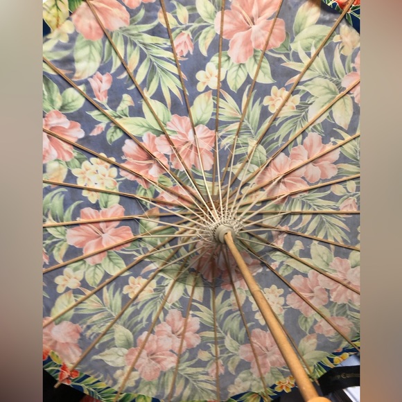 π²π΄Anna B One of a Kind Chinese Tropical Umbrella-634 $25 or $20 w/offer - Picture 3 of 6